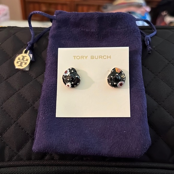 Tory Burch Jewelry - Tory Burch seashell earrings w/pouch